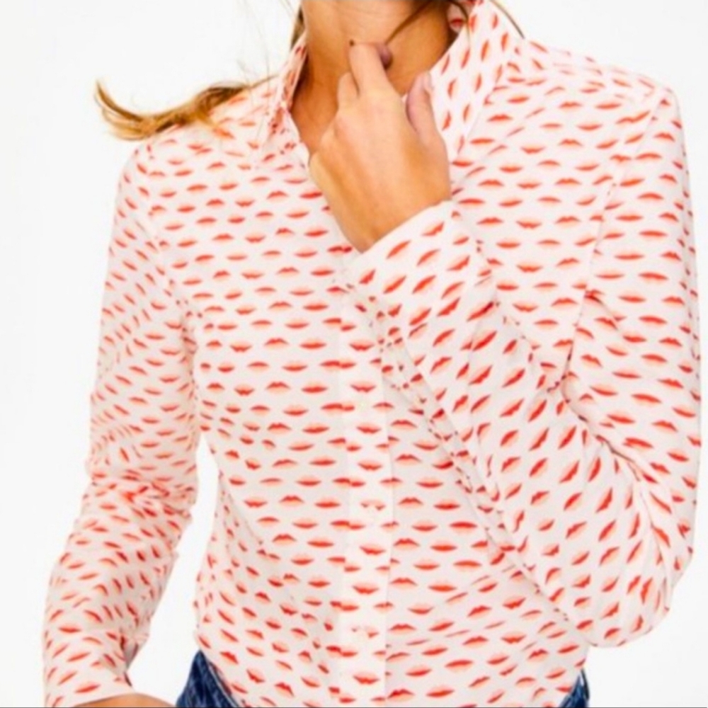 Boden “the classic shirt” White Button Down  Red Lips Pattern Long Sleeves sz.12